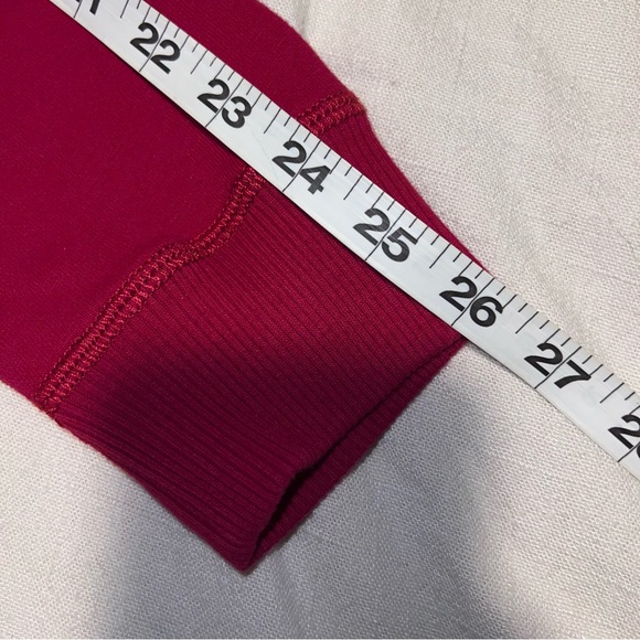 Hollister Sweater - Picture 7 of 7